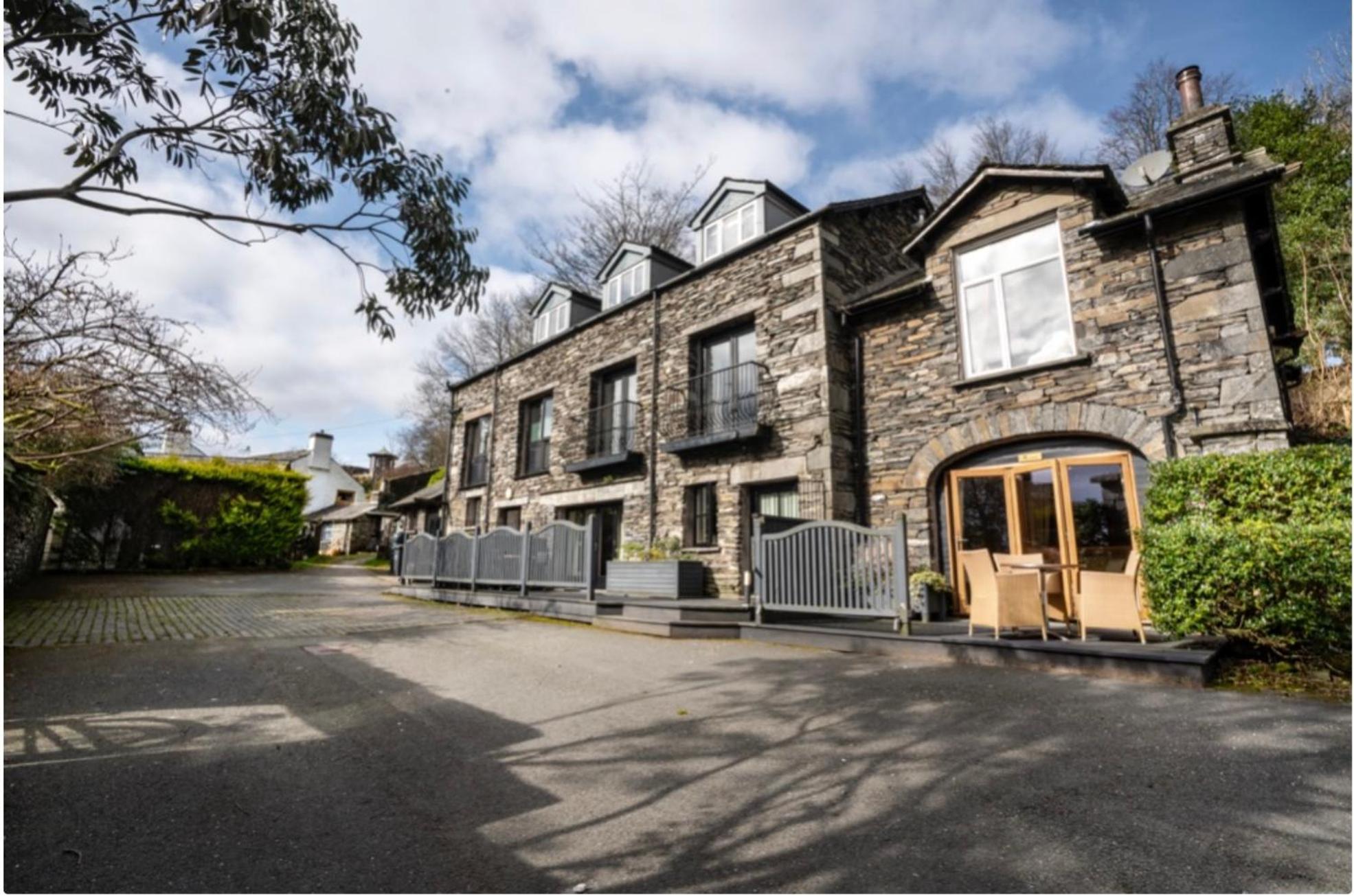 Yewfield Self Catering Apartments Hawkshead Eksteriør bilde